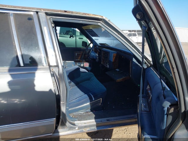 1992 CADILLAC BROUGHAM 1G6DW5477NR711754 Photo 4