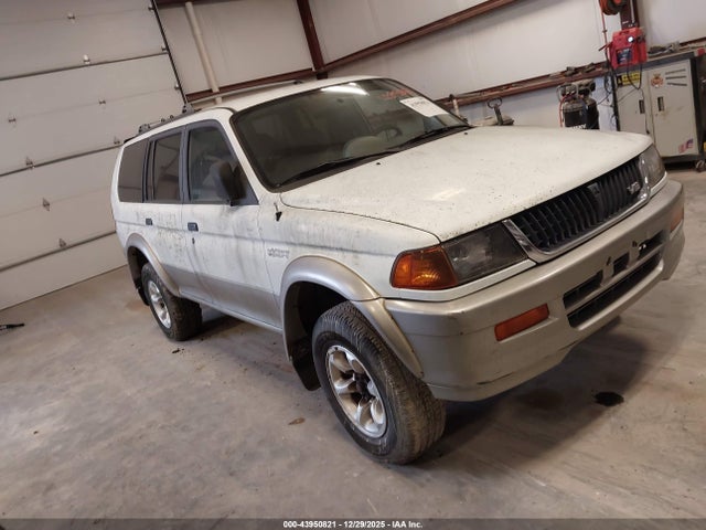 1998 MITSUBISHI MONTERO SPORT JA4MT31P0WP033421 Photo 0