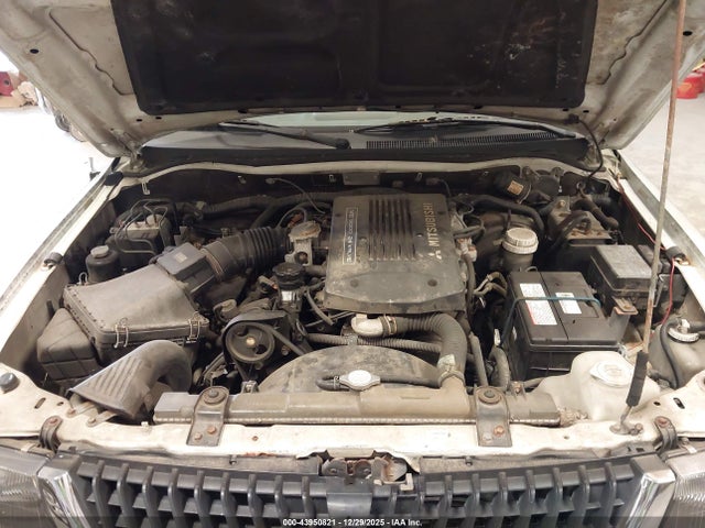 1998 MITSUBISHI MONTERO SPORT JA4MT31P0WP033421 Photo 9