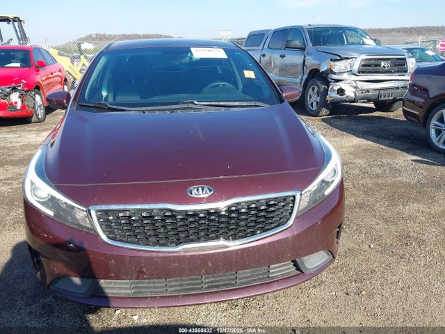 Aukcja sprzedaży 2017 Kia Forte Lx, vin: 3KPFL4A78HE121236, numer aukcji: 43950832