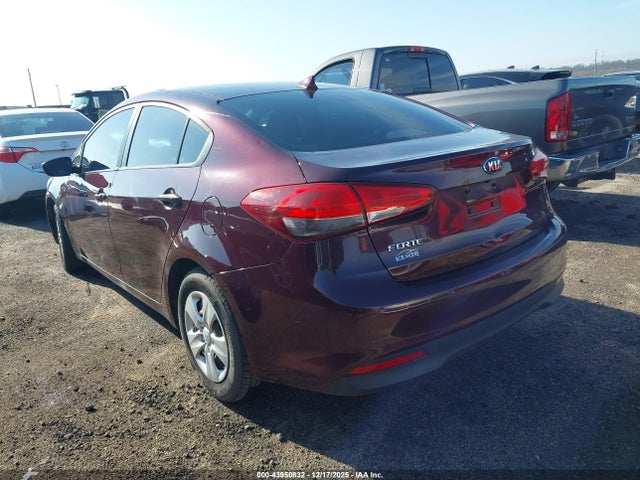 Aukcja sprzedaży 2017 Kia Forte Lx, vin: 3KPFL4A78HE121236, numer aukcji: 43950832