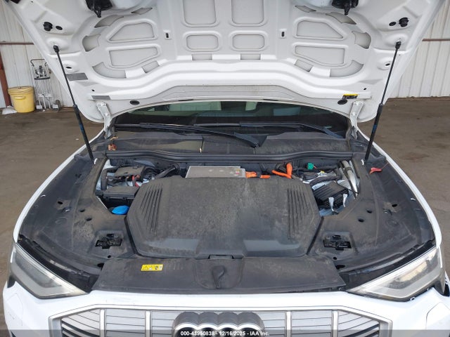 2019 AUDI E-TRON WA1VABGE6KB024157 Photo 9