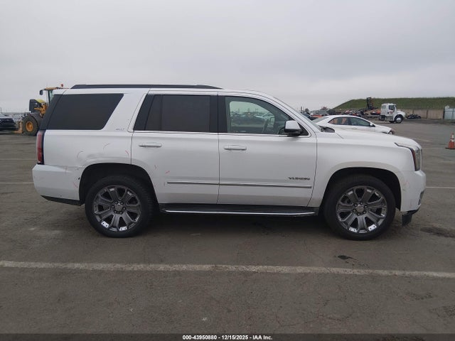 GMC YUKON SLT 2017 1GKS2BKC7HR260820 Image 14