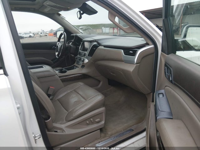 GMC YUKON SLT 2017 1GKS2BKC7HR260820 Image 5
