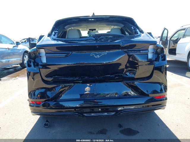 Ford Mustang Mach-e Premium 2023 3FMTK3R72PMA88206 Image 17