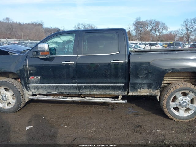 1GC1KWE86GF215597 Chevrolet Silverado 2500hd Ltz