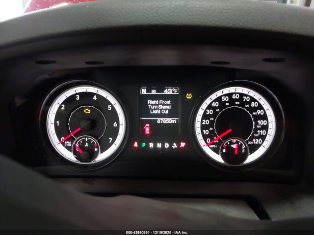 2015 Ram 1500 Big Horn მანქანა იყიდება აუქციონზე, vin: 1C6RR6LT6FS693084, აუქციონის ნომერი: 43950991