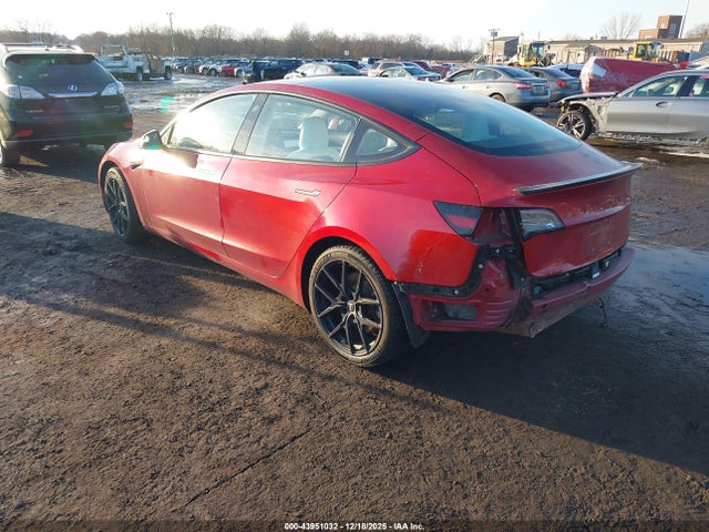 2018 TESLA MODEL 3 5YJ3E1EBXJF097578 Photo 2