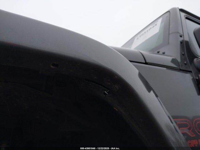 1C4BJWEG3JL903225 Jeep Wrangler Jk Unlimited Sahara
