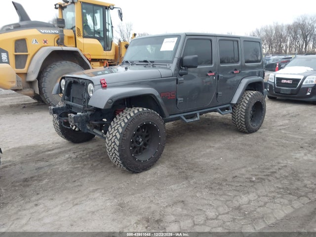 1C4BJWEG3JL903225 Jeep Wrangler Jk Unlimited Sahara