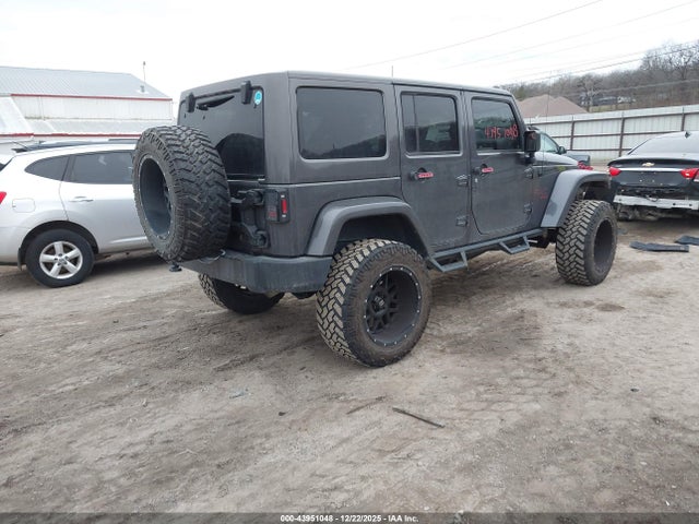 1C4BJWEG3JL903225 Jeep Wrangler Jk Unlimited Sahara