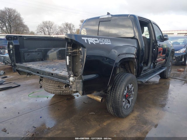 5TFCZ5AN7HX076814 Toyota Tacoma Trd Off Road