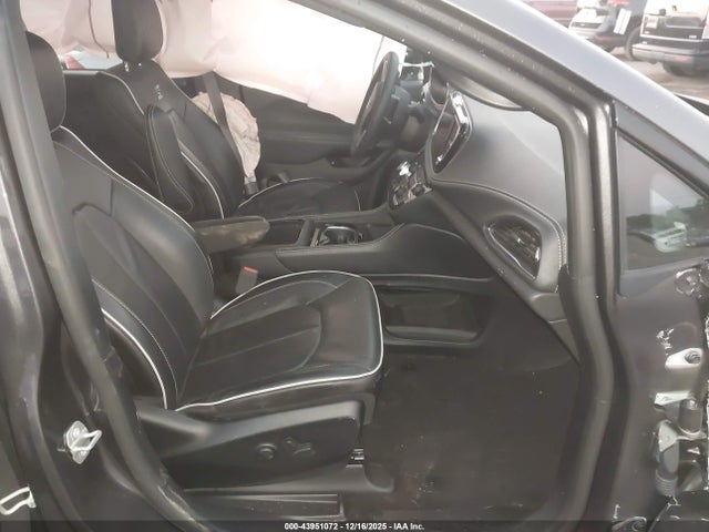 2023 CHRYSLER PACIFICA HYBRID 2C4RC1S72PR584349 Photo 4