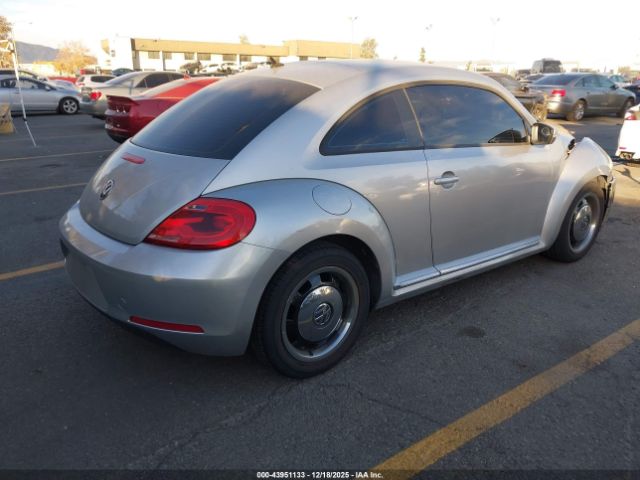 2013 VOLKSWAGEN BEETLE 3VWJP7AT4DM605818 Photo 3