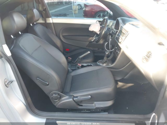 2013 VOLKSWAGEN BEETLE 3VWJP7AT4DM605818 Photo 4
