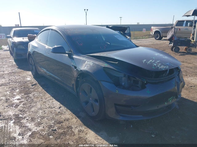 2022 TESLA MODEL 3 5YJ3E1EB3NF183353 Photo 0