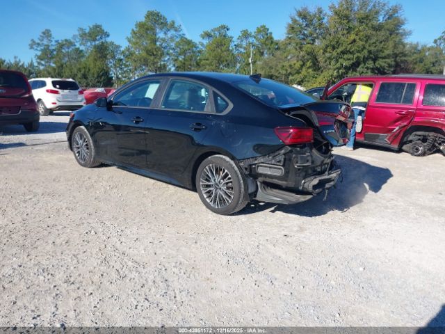 2023 KIA FORTE 3KPF54AD5PE616394 Photo 2