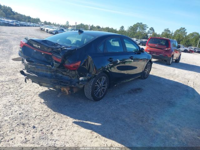 2023 KIA FORTE 3KPF54AD5PE616394 Photo 3