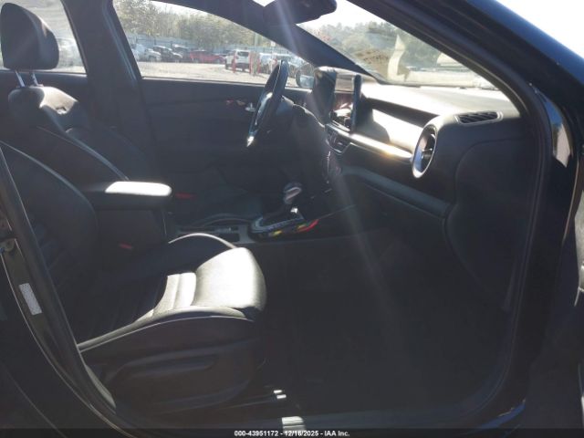 2023 KIA FORTE 3KPF54AD5PE616394 Photo 4