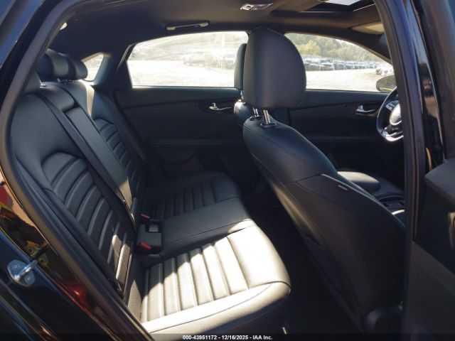 2023 KIA FORTE 3KPF54AD5PE616394 Photo 7