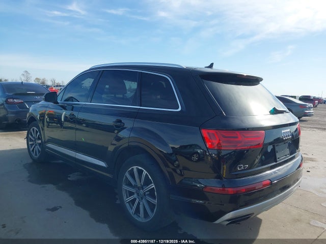 2017 AUDI Q7 WA1LHAF75HD048401 Photo 2