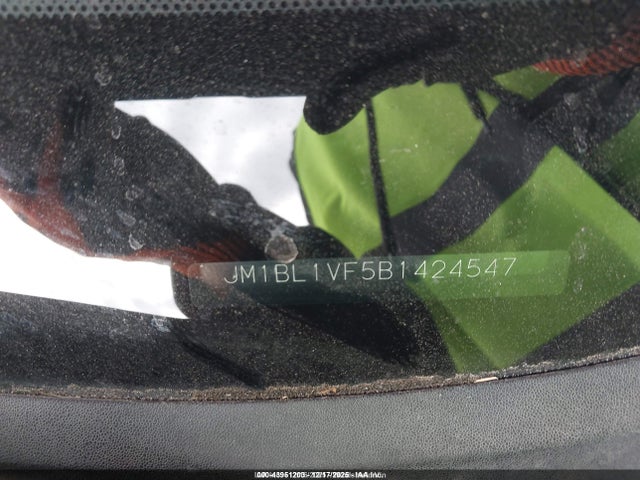 2011 MAZDA MAZDA3 JM1BL1VF5B1424547 Photo 8