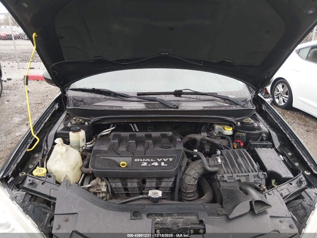 43951231 :رقم المزاد ، 1C3CCBBB5CN288608 vin ، 2012 Chrysler 200 Touring مزاد بيع