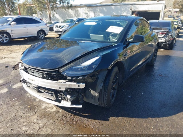 2022 TESLA MODEL 3 5YJ3E1EA9NF323462 Photo 1