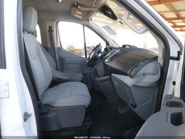 1FBZX2ZM0HKA23657 Ford Transit-350 Xlt