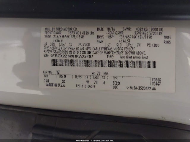 1FBZX2ZM0HKA23657 Ford Transit-350 Xlt