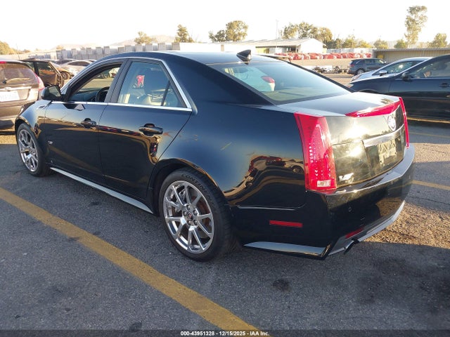 2009 CADILLAC CTS-V 1G6DN57P490159266 Photo 2