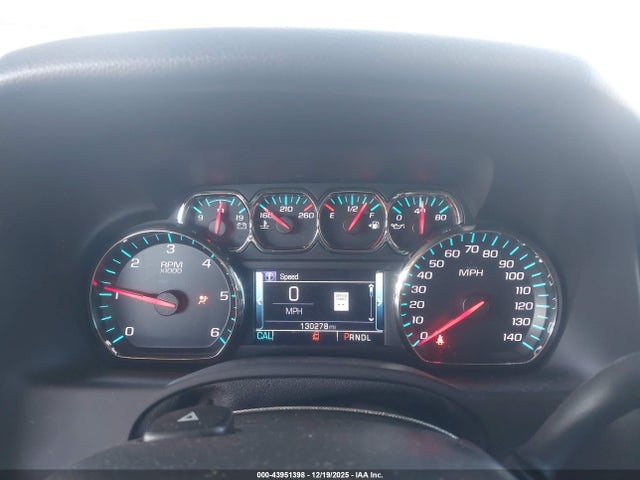 1GNSCJKCXJR192187 Chevrolet Suburban Premier