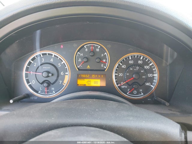 43951401 :رقم المزاد ، 5N1AA0ND2AN618353 vin ، 2010 Nissan Armada Titanium مزاد بيع