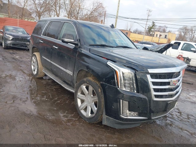 2018 CADILLAC ESCALADE 1GYS4BKJ1JR272174