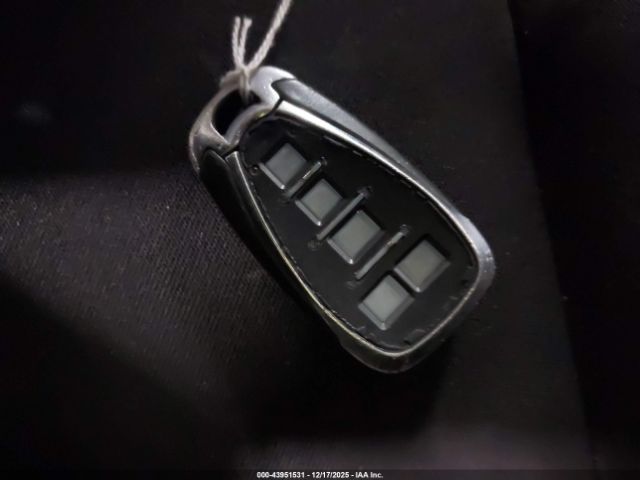 2018 CHEVROLET MALIBU 1G1ZD5ST7JF166331 Photo 10