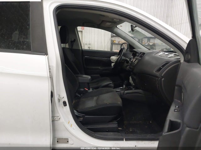 2016 MITSUBISHI OUTLANDER SPORT JA4AR3AU6GZ033887 Photo 4