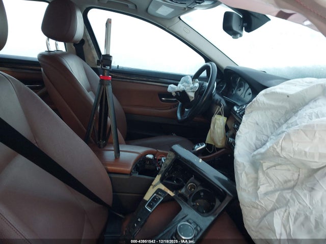 WBA5A7C50GG147887 BMW 528i Xdrive