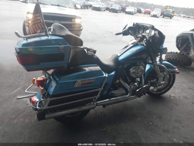 2011 HARLEY-DAVIDSON FLHTCU 1HD1FC410BB660455 Photo 3