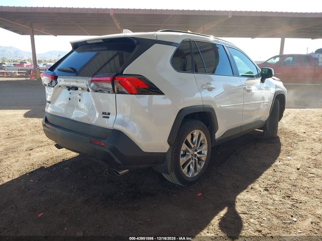 2T3A1RFVXRW419927 Toyota Rav4 Xle Premium