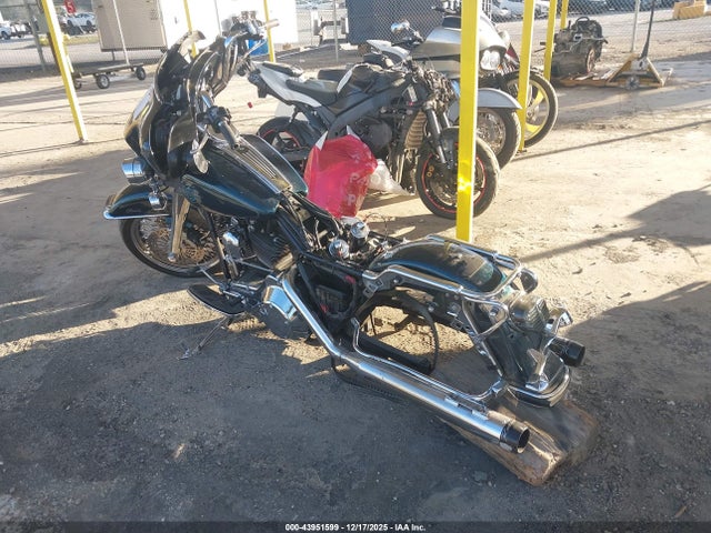 2001 HARLEY-DAVIDSON FLHT 1HD1DJV381Y601885 Photo 2