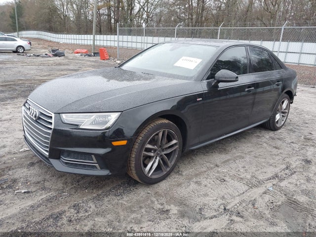 2017 AUDI A4 WAUKMAF4XHN055046 Photo 1