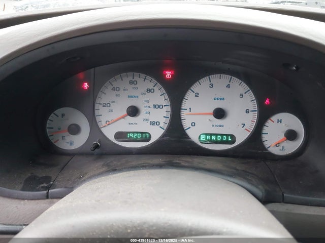 2002 CHRYSLER VOYAGER 1C4GJ45302B719343 Photo 6