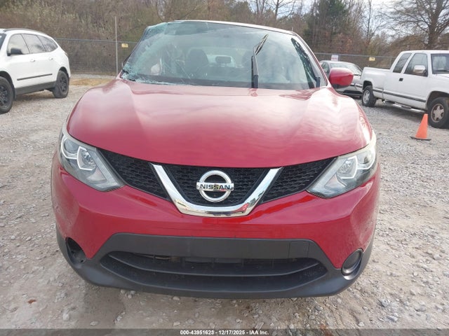 JN1BJ1CR0HW119460 Nissan Rogue Sport S