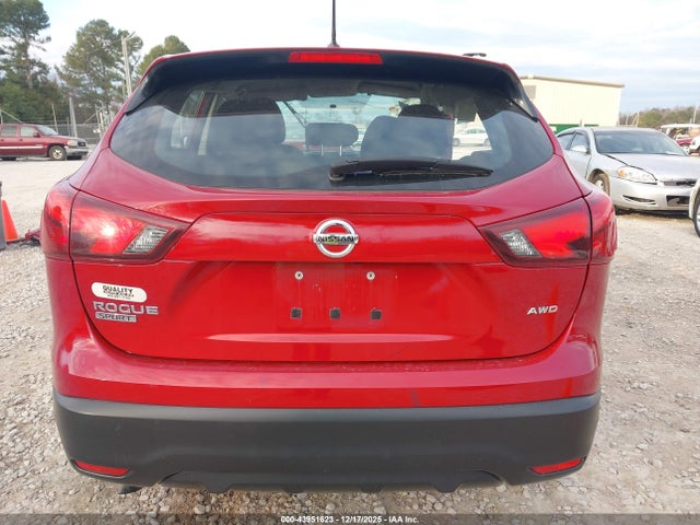 JN1BJ1CR0HW119460 Nissan Rogue Sport S