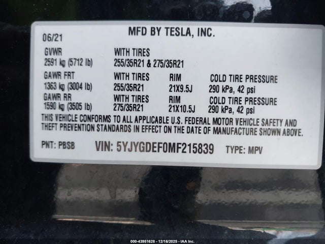 2021 TESLA MODEL Y 5YJYGDEF0MF215839 Photo 8