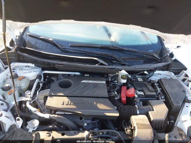 JN8BT3DC1RW382107 Nissan Rogue Platinum Fwd