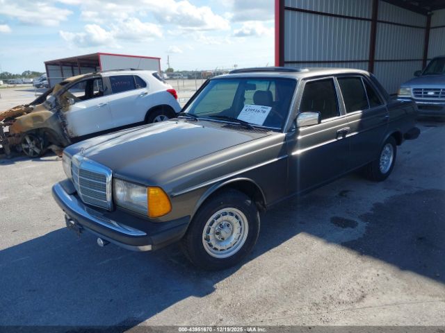1983 MERCEDES-BENZ 300 WDBAB33A9DB030997 Photo 1