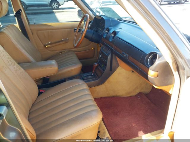 1983 MERCEDES-BENZ 300 WDBAB33A9DB030997 Photo 4