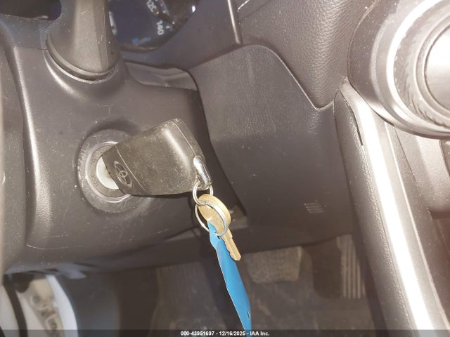 2023 TOYOTA RAV4 2T3G1RFV7PW340657 Photo 10