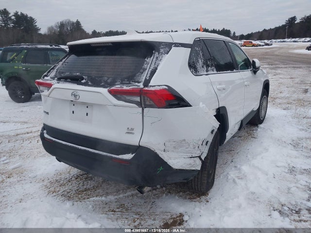 2023 TOYOTA RAV4 2T3G1RFV7PW340657 Photo 3
